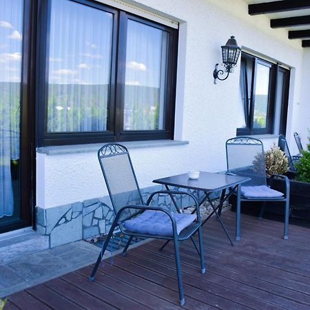 Hotel Bergwiesen - Zimmer Mit Balkon Oder Terasse Lohr Kültér fotó
